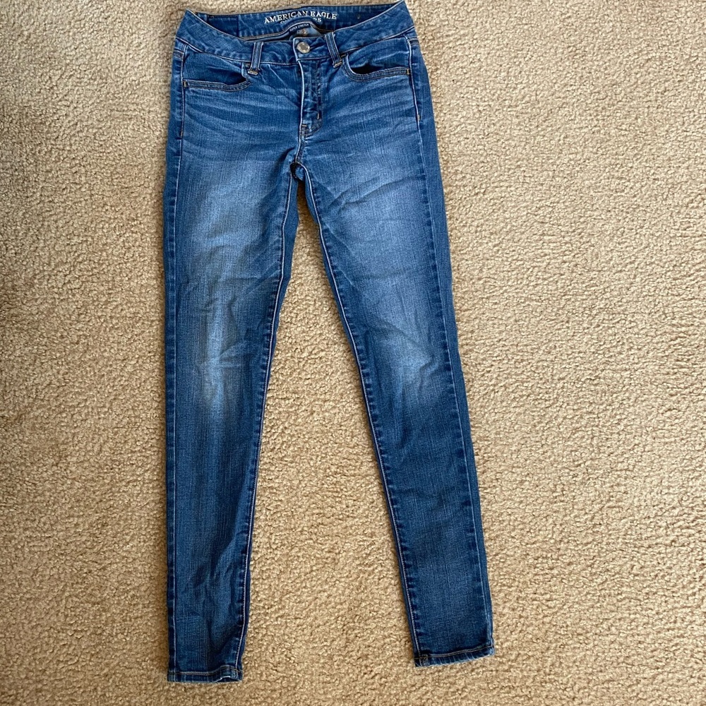 American Eagle dark wash jeans